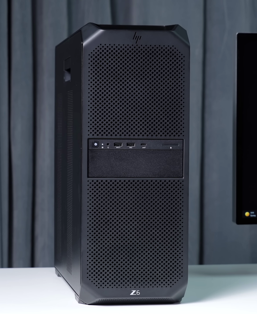 RTX 5000 Pro 그래픽 카드 이미지 — 고성능 GPU가 로컬 AI에 기여하는 모습